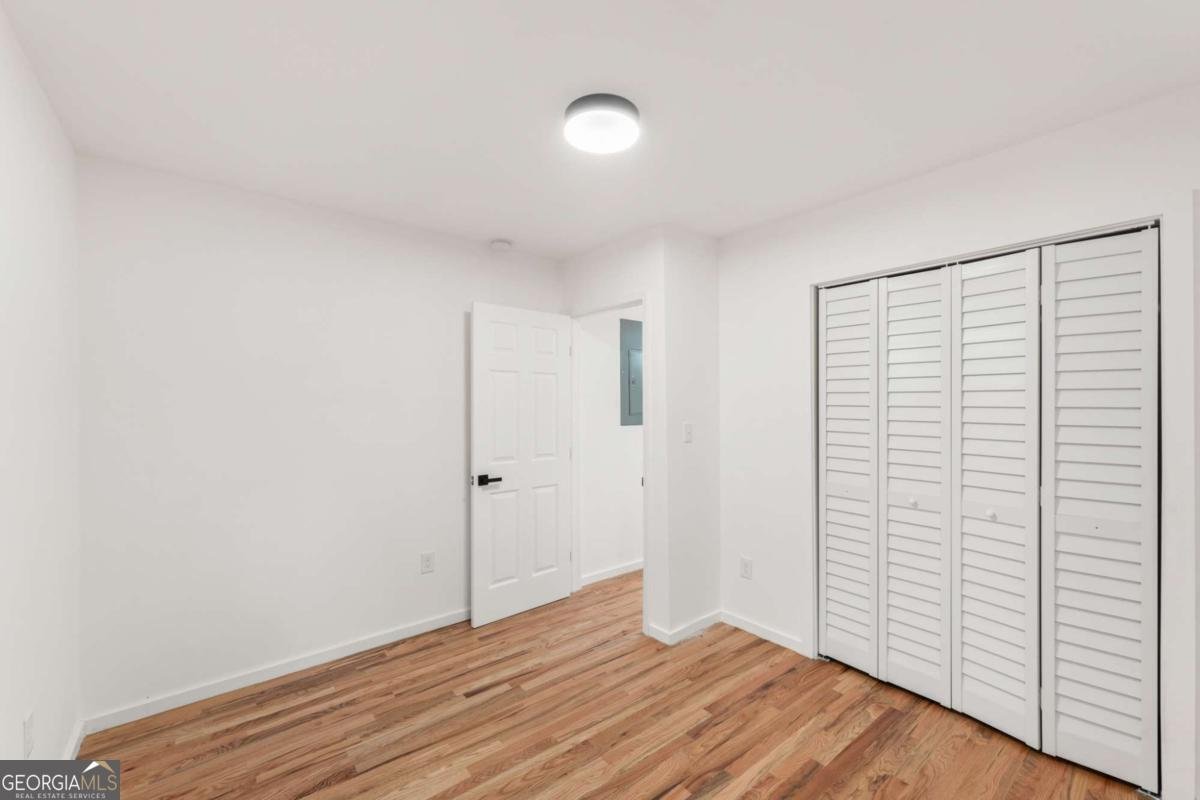 578 Center Hill Avenue Atlanta - 21