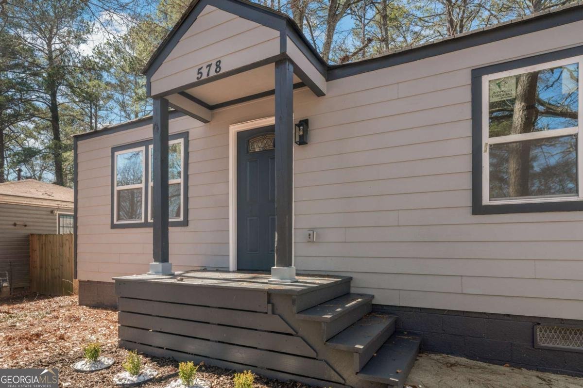 578 Center Hill Avenue Atlanta - 3