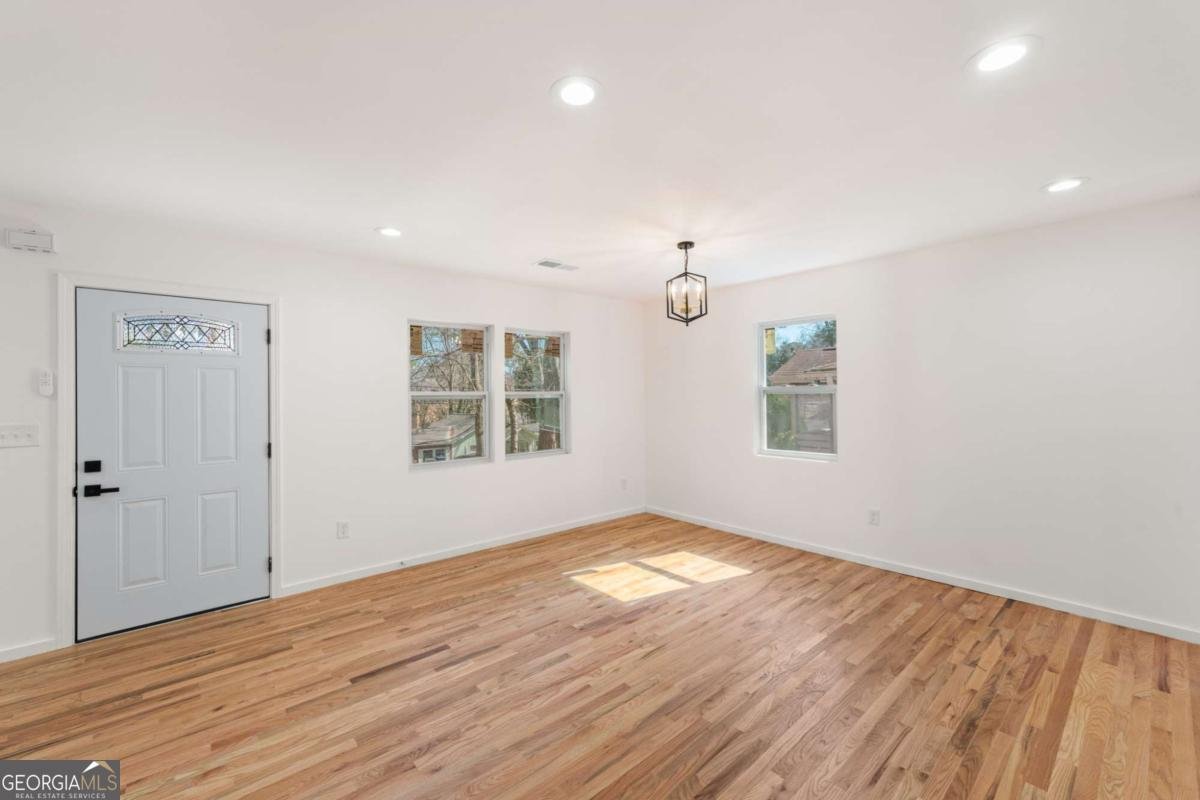 578 Center Hill Avenue Atlanta - 6