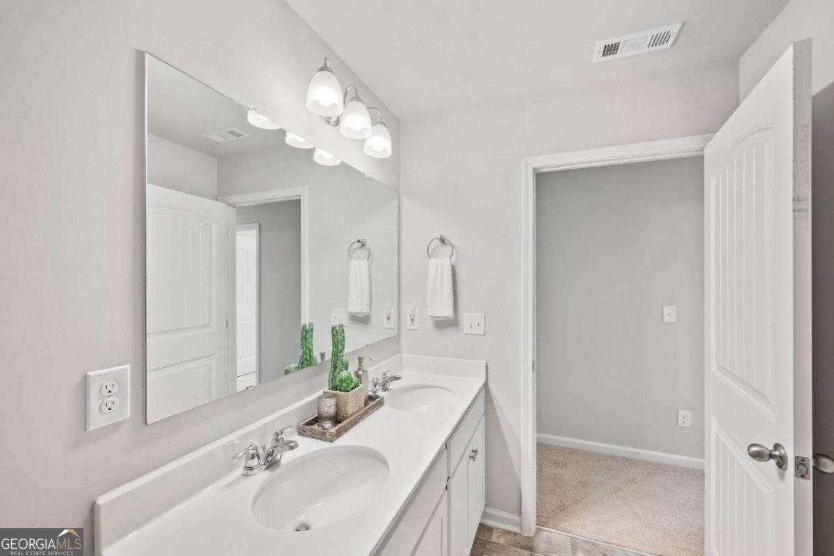 6713 Moondancer Court Flowery Branch - 23