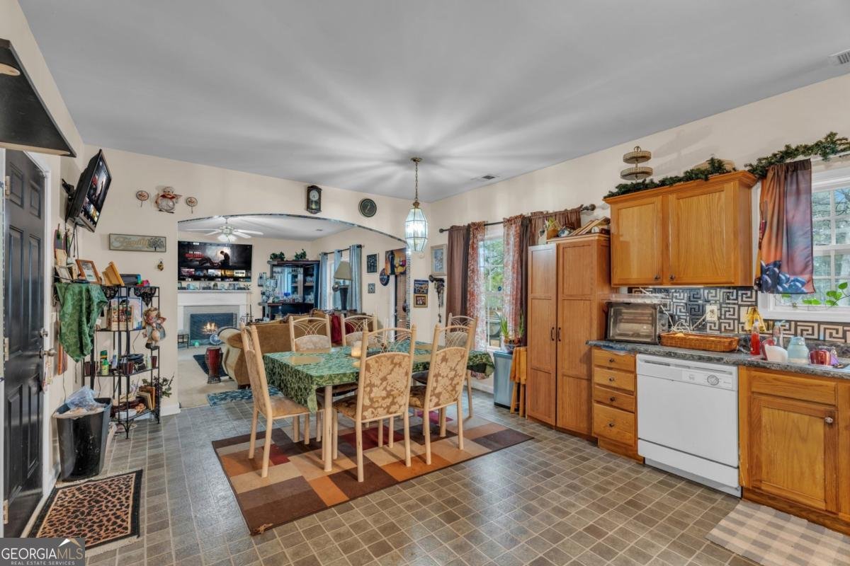 8034 Bradshaw Court Douglasville - 11