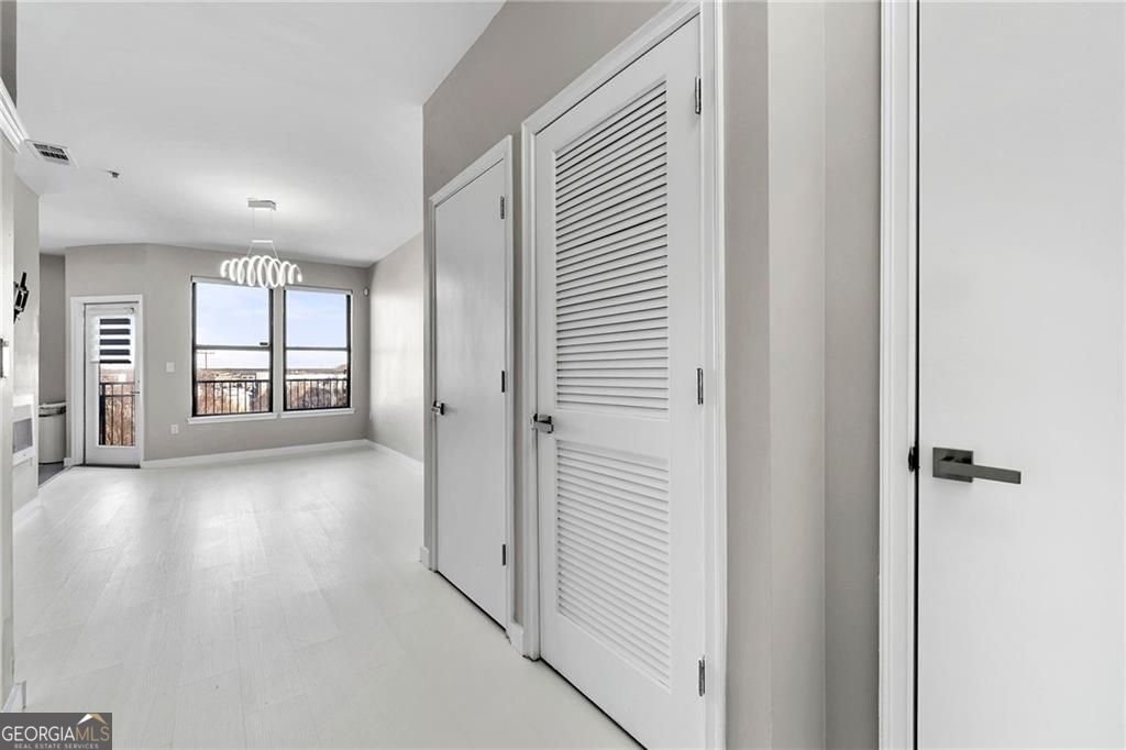 898 Oak Street Atlanta - 9