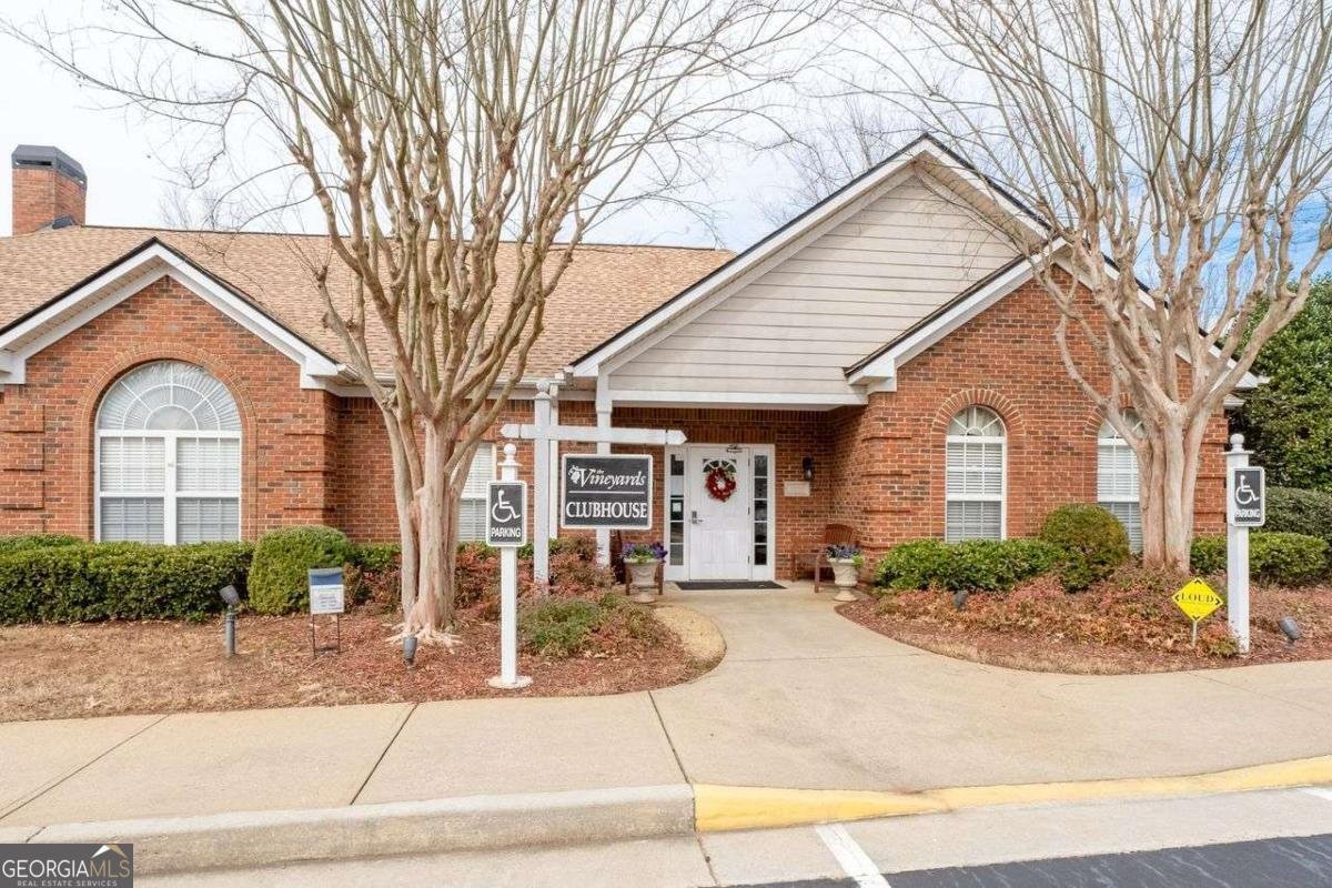 3716 VINEYARDS LAKE Circle Kennesaw - 28