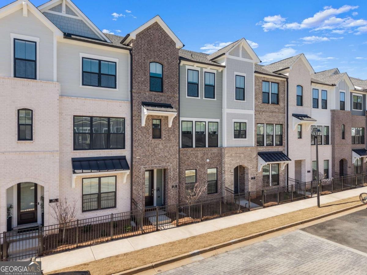 355 Walker Avenue Roswell - 1