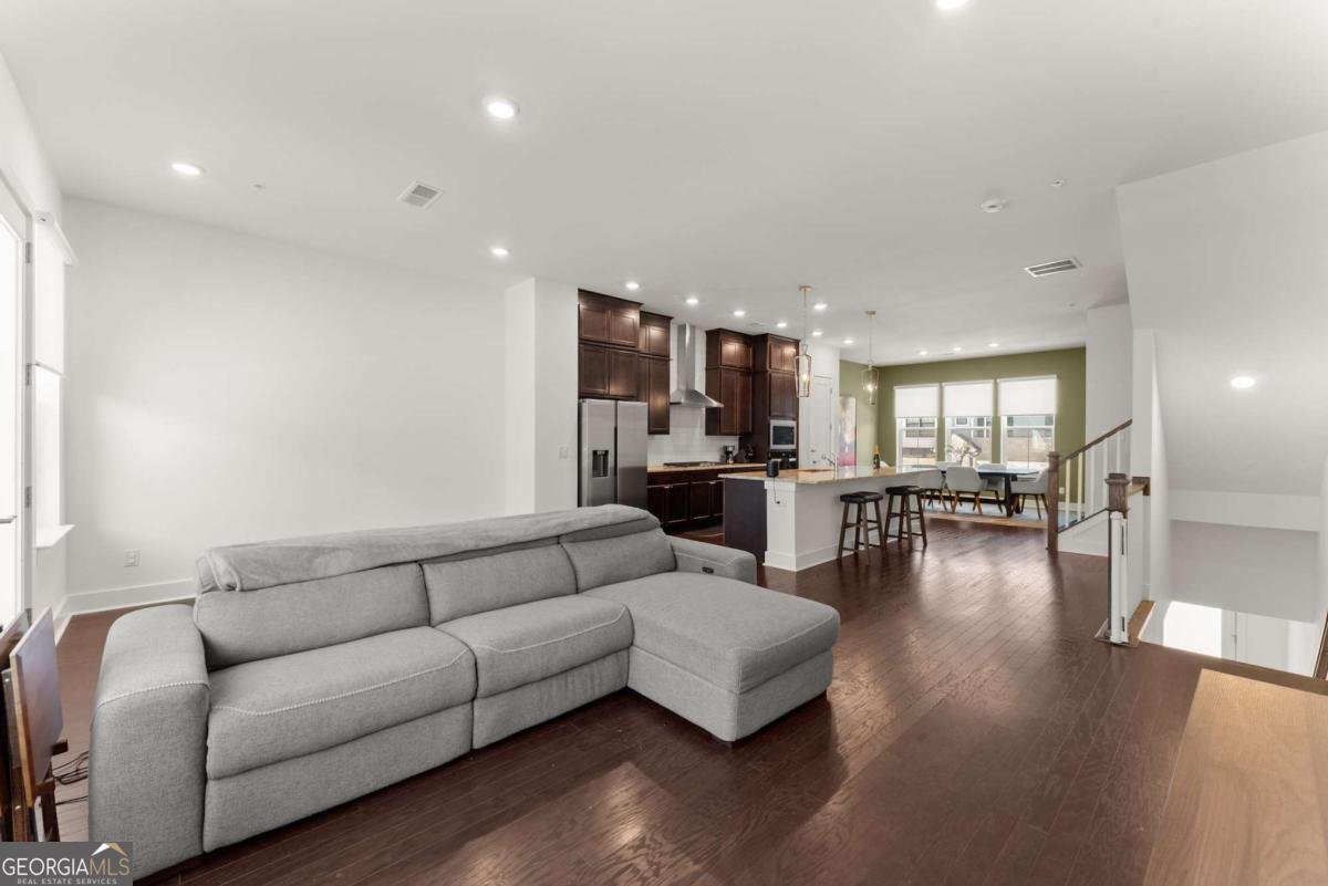 355 Walker Avenue Roswell - 4