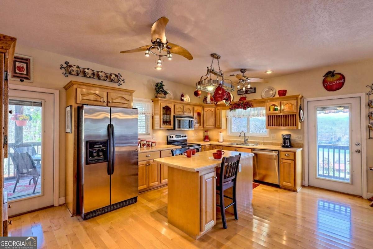 1085 Chatuge Village Circle Hayesville - 10