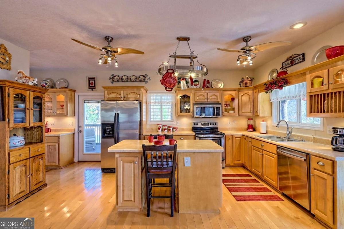 1085 Chatuge Village Circle Hayesville - 11