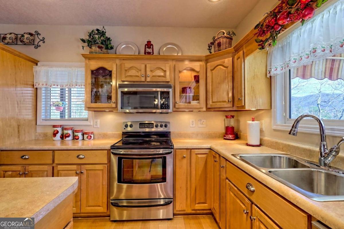 1085 Chatuge Village Circle Hayesville - 13