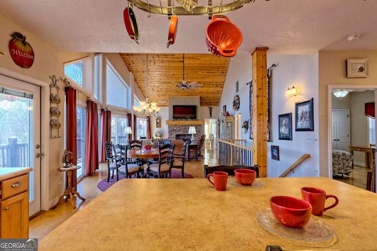 1085 Chatuge Village Circle Hayesville - 22