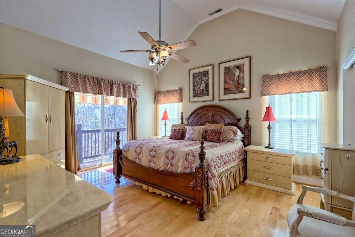 1085 Chatuge Village Circle Hayesville - 27