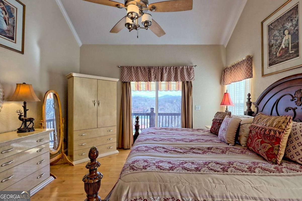 1085 Chatuge Village Circle Hayesville - 28