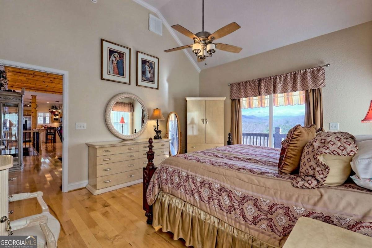 1085 Chatuge Village Circle Hayesville - 34