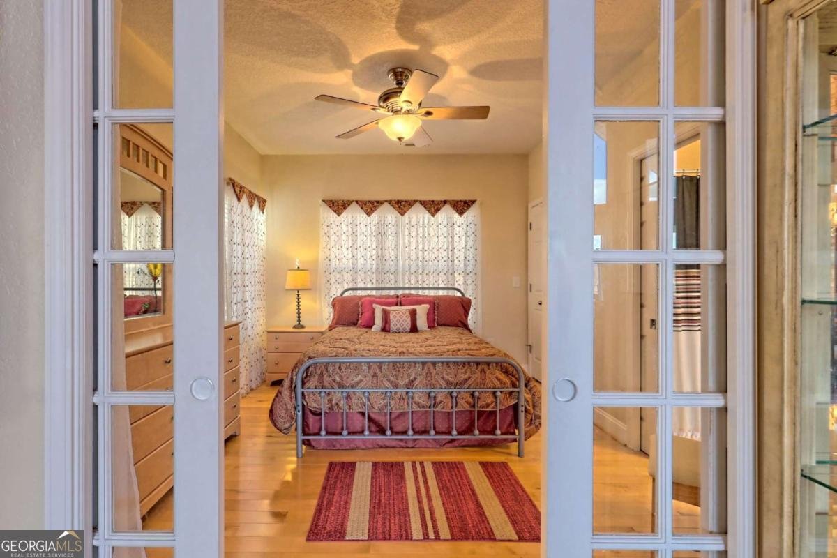 1085 Chatuge Village Circle Hayesville - 36