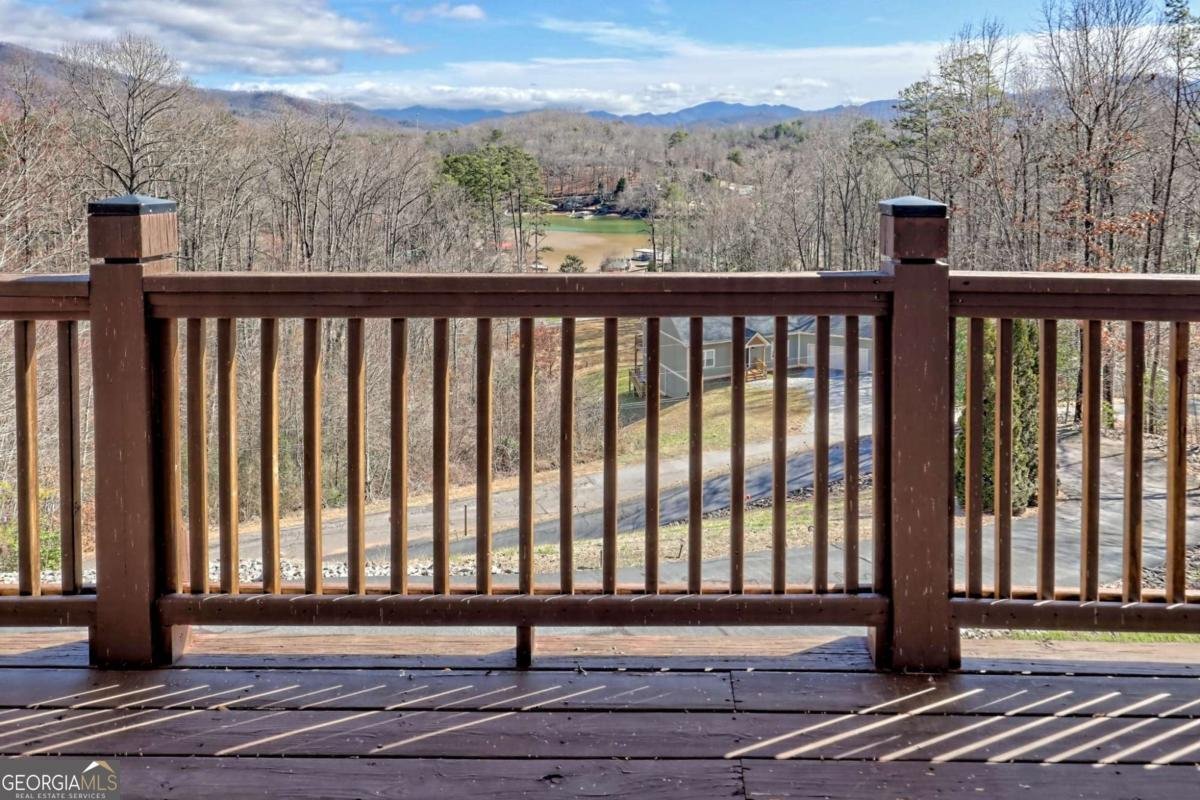 1085 Chatuge Village Circle Hayesville - 41