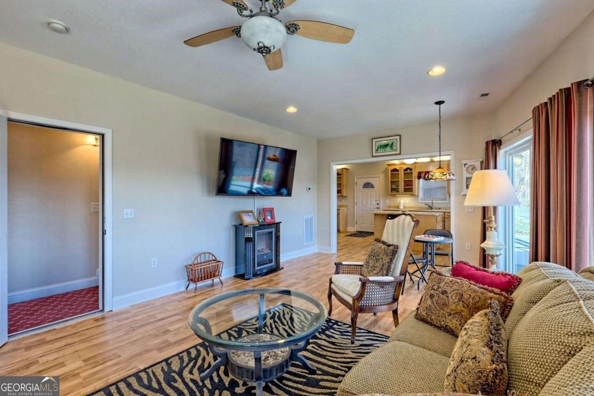 1085 Chatuge Village Circle Hayesville - 51