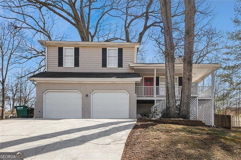3822 HOLLAND Drive Snellville - 1