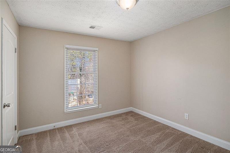 3822 HOLLAND Drive Snellville - 12