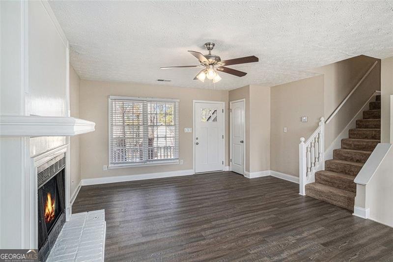 3822 HOLLAND Drive Snellville - 3