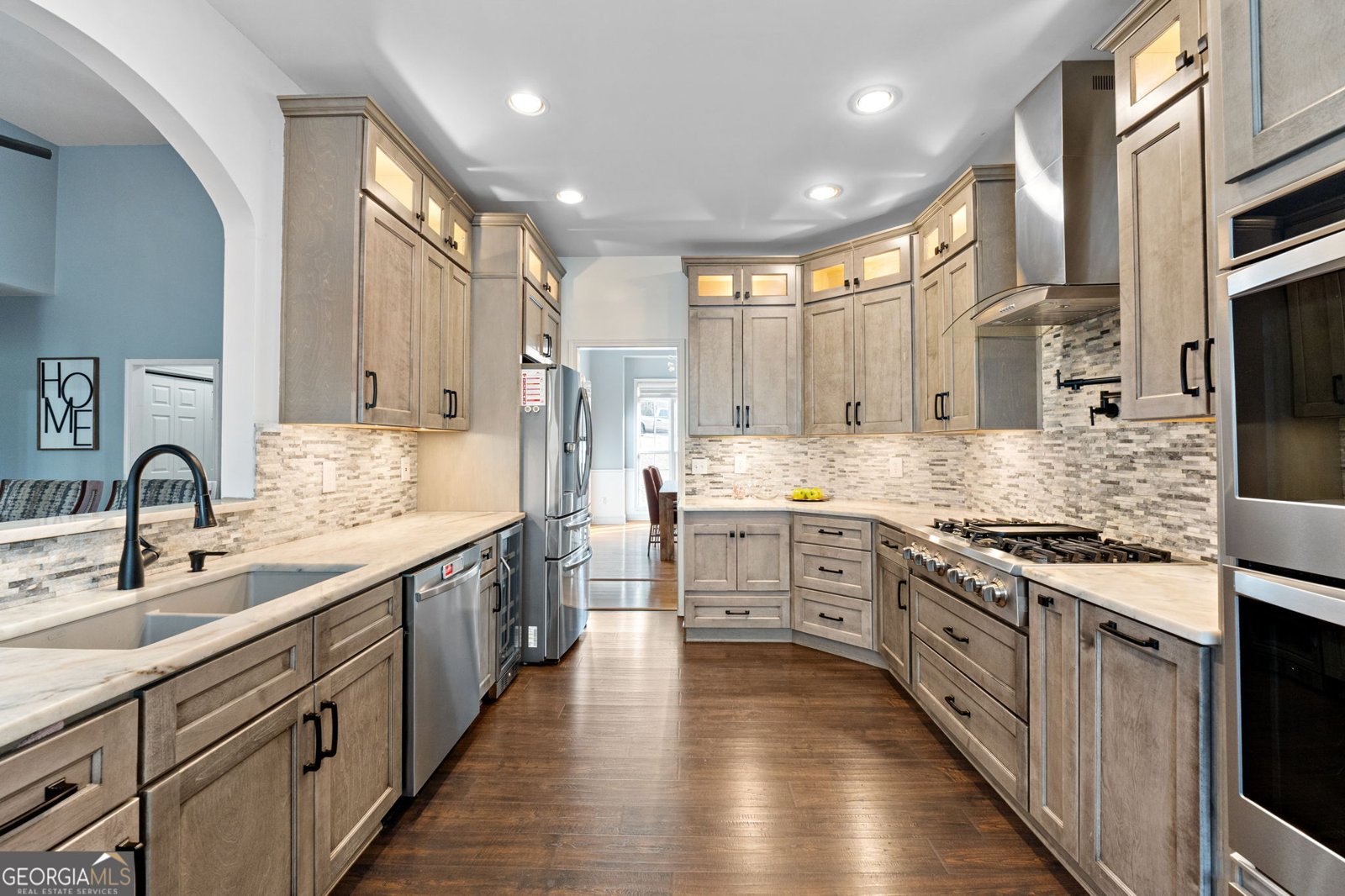 40 PLANTERS Drive Cartersville - 11