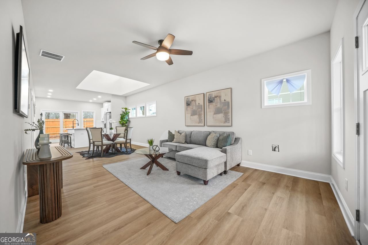 395 LAKE Avenue Atlanta - 18