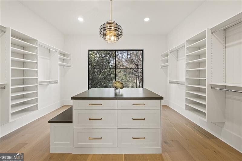 5060 Lake Forrest Drive Atlanta - 18