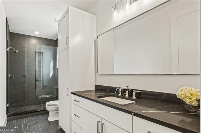 5060 Lake Forrest Drive Atlanta - 35