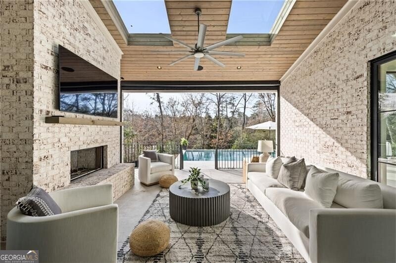 5060 Lake Forrest Drive Atlanta - 56