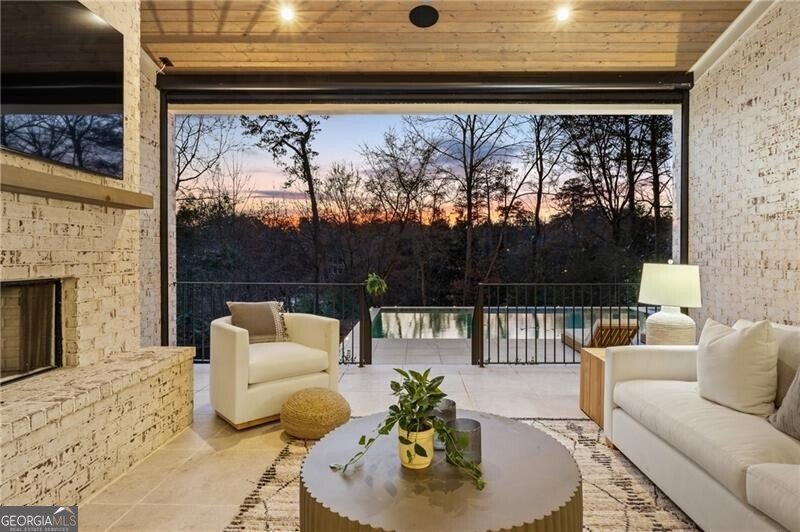 5060 Lake Forrest Drive Atlanta - 58