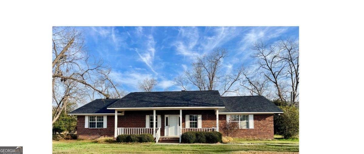 714 Simon Street Glennville - 1