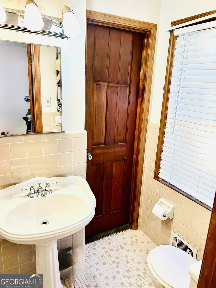 3112 Laura Lane Lithia Springs - 12