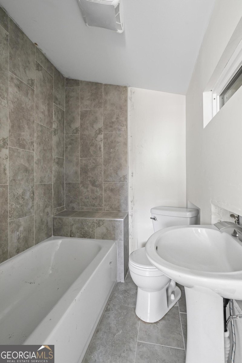 305 Holy Hill Place Manchester - 20