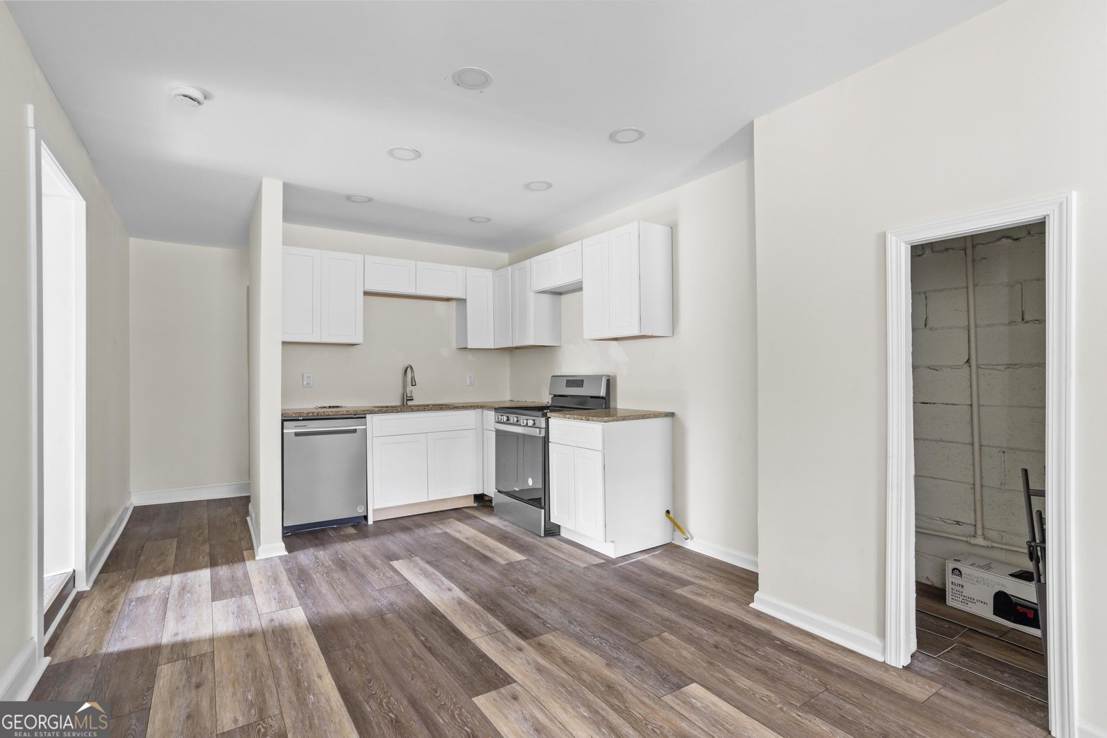 305 Holy Hill Place Manchester - 9