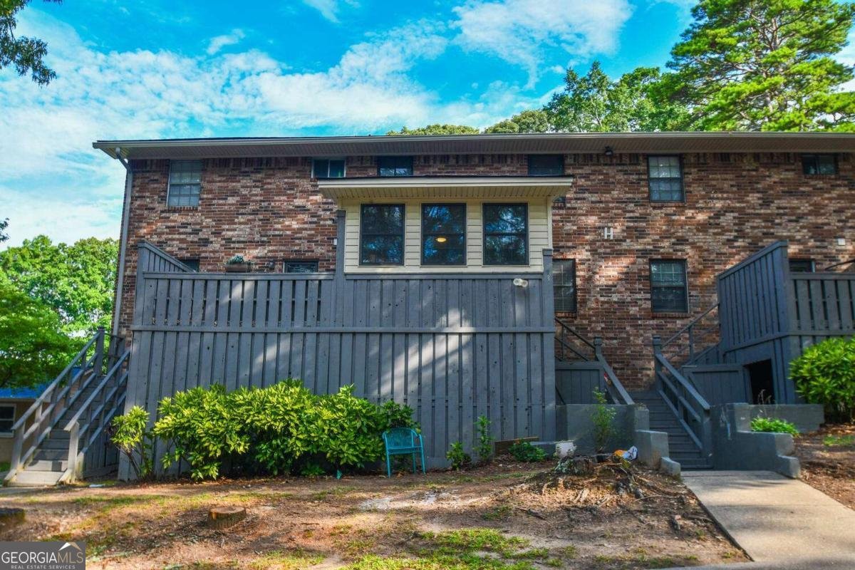 1235 Riverside Drive Gainesville - 32