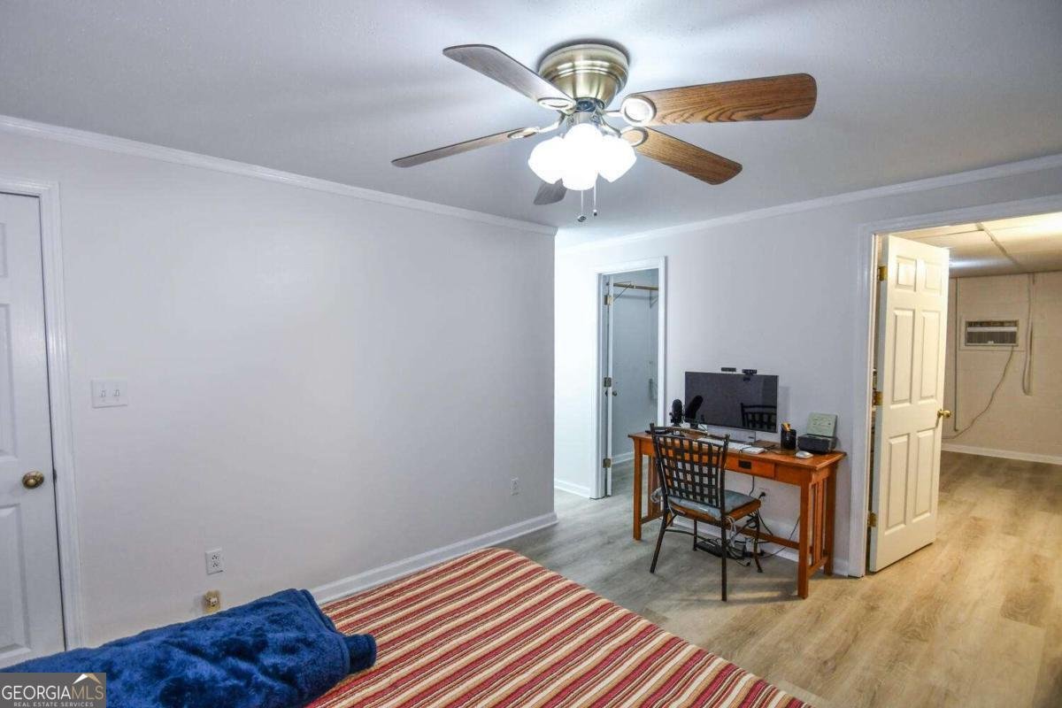 1235 Riverside Drive Gainesville - 35