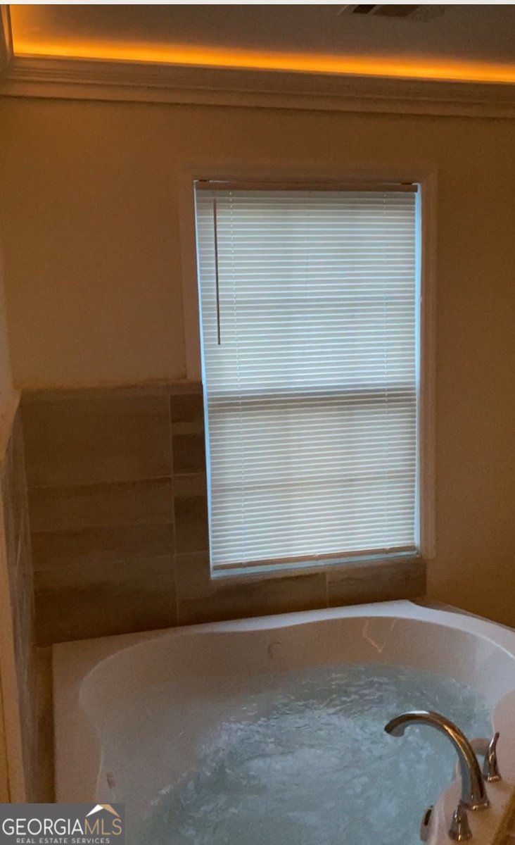 825 Forest Lake Drive Macon - 35