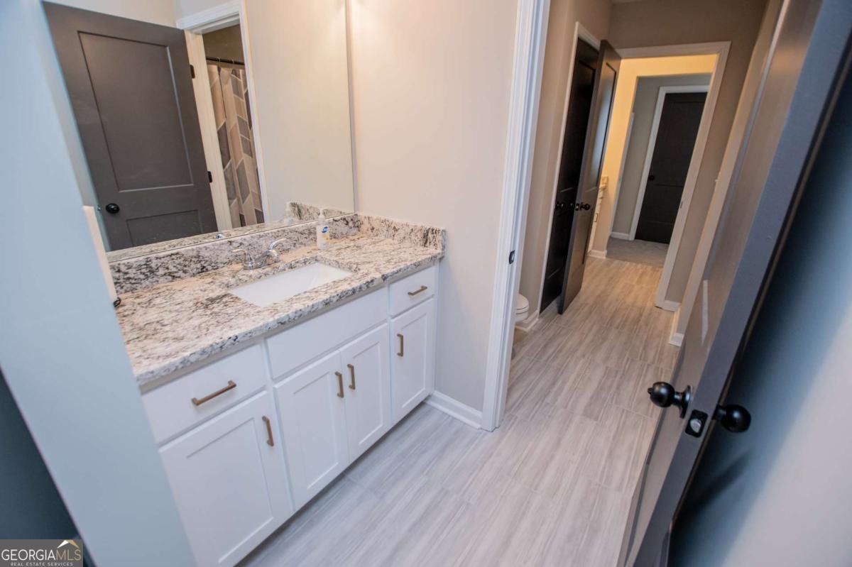 144 Cedar Park Way Carrollton - 64