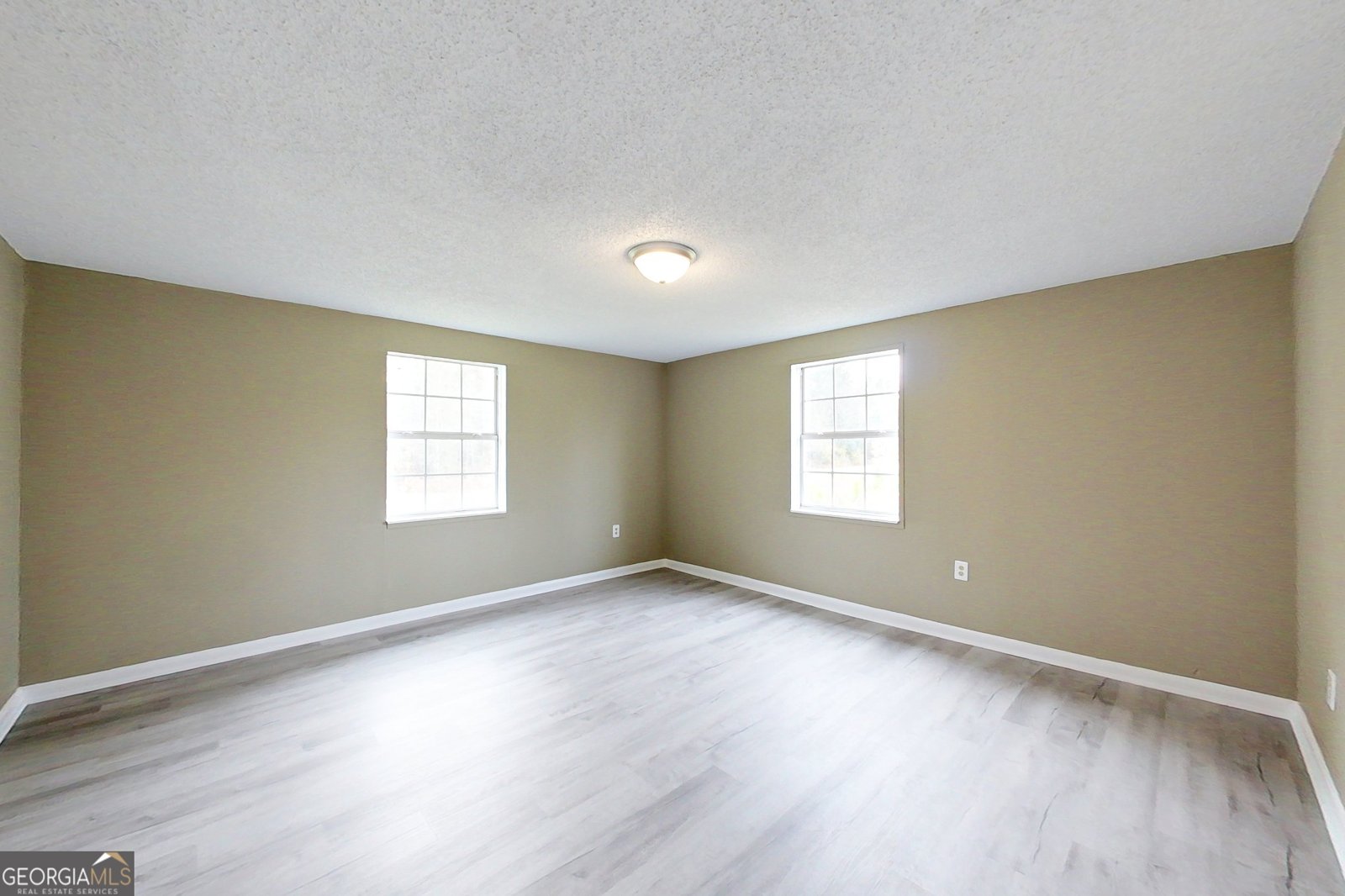 2301 Alabama Avenue Waycross - 24