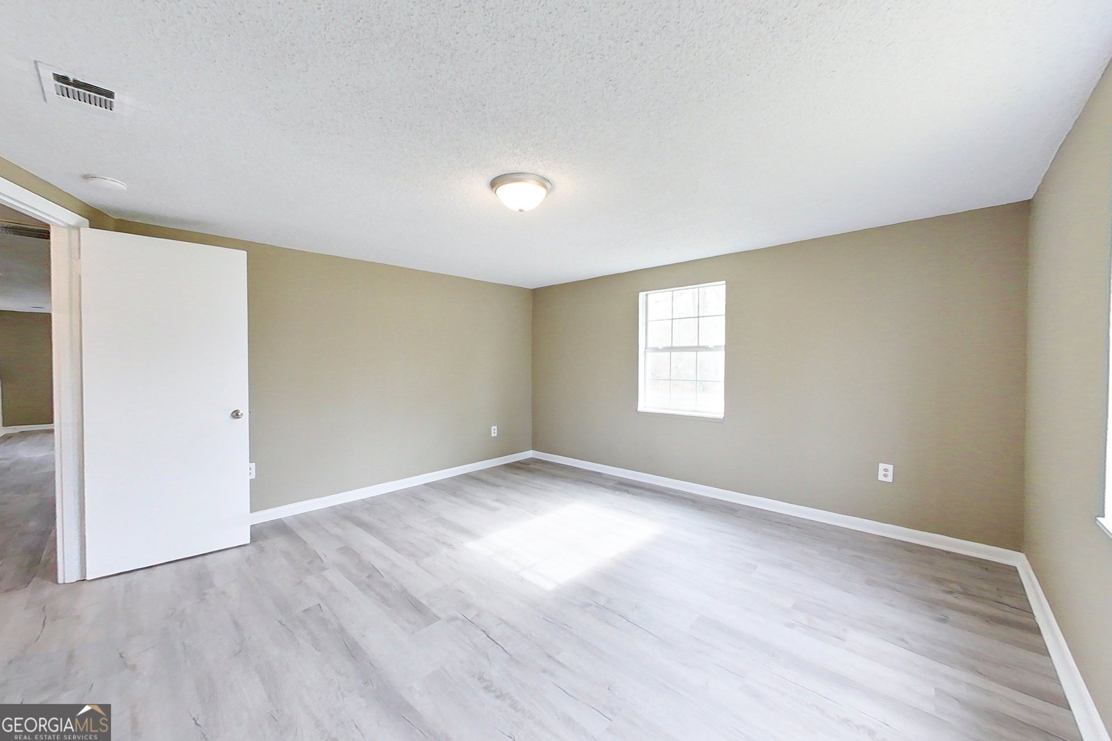 2301 Alabama Avenue Waycross - 26