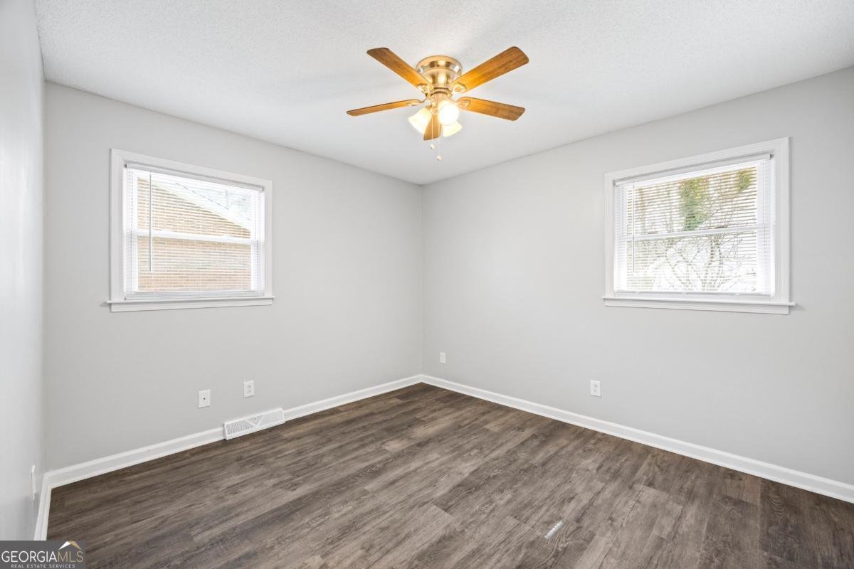 624 Pine Valley Drive Royston - 15