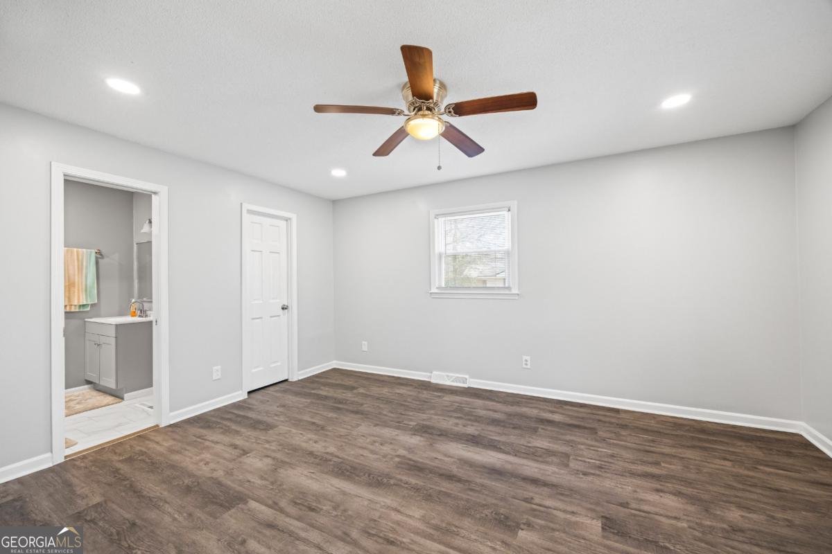 624 Pine Valley Drive Royston - 27