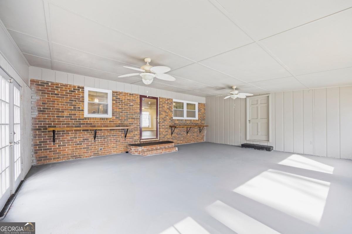 624 Pine Valley Drive Royston - 36