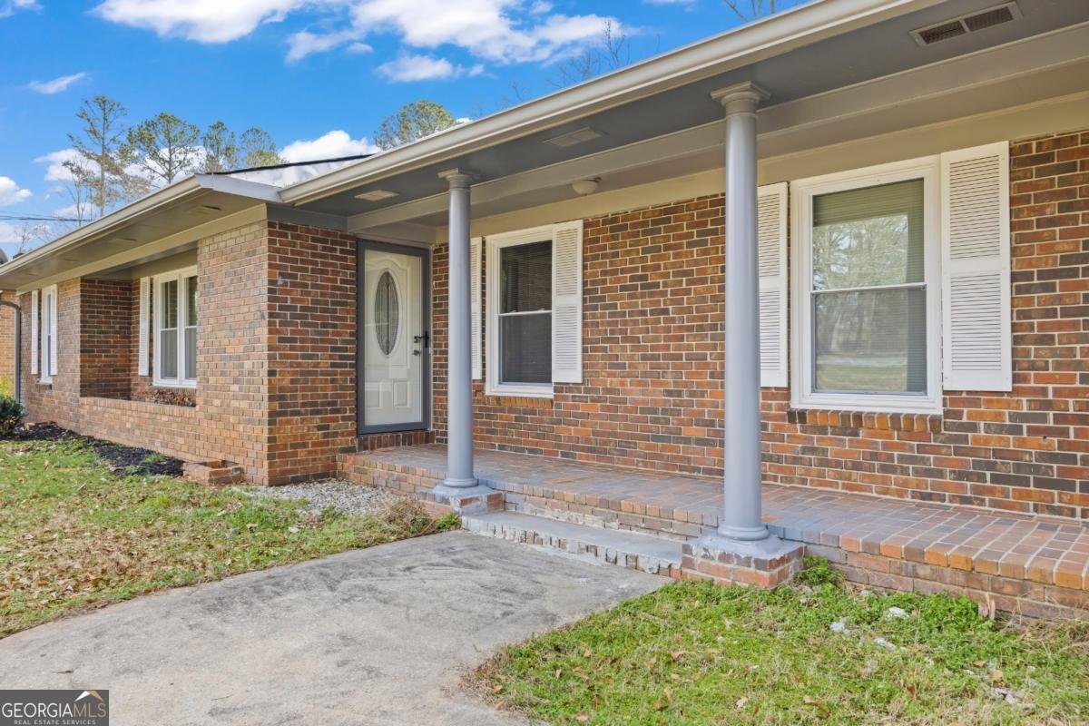 624 Pine Valley Drive Royston - 41