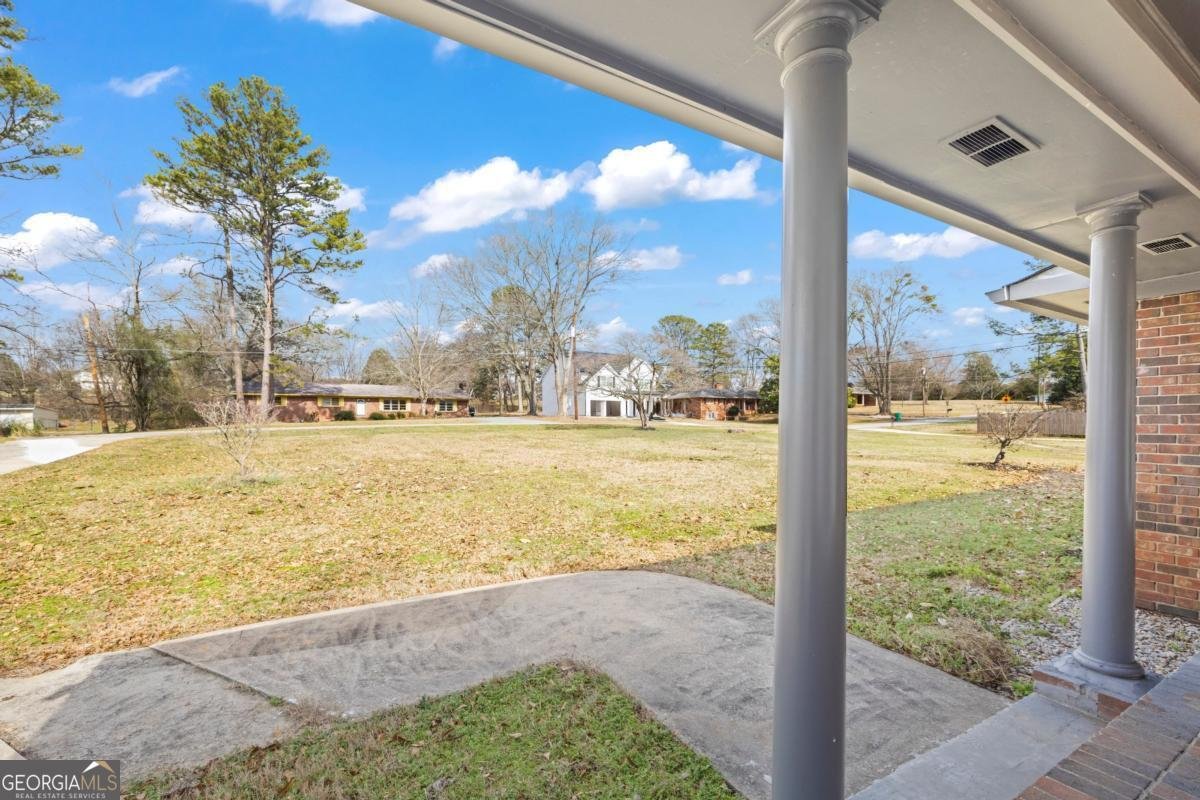 624 Pine Valley Drive Royston - 43