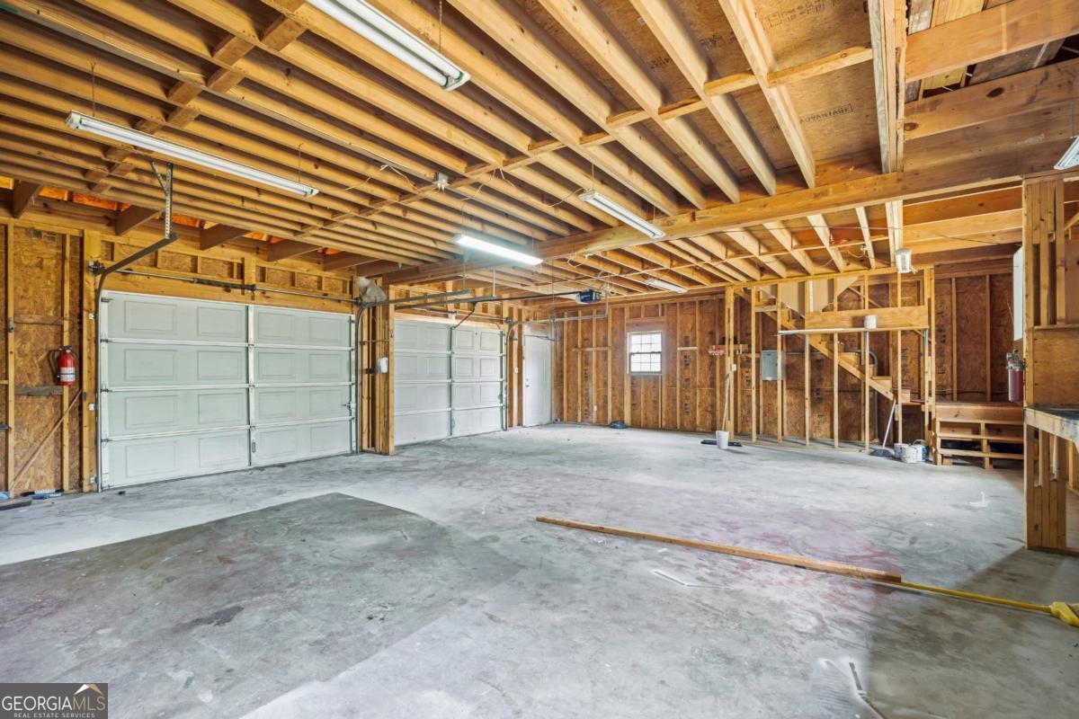 624 Pine Valley Drive Royston - 56