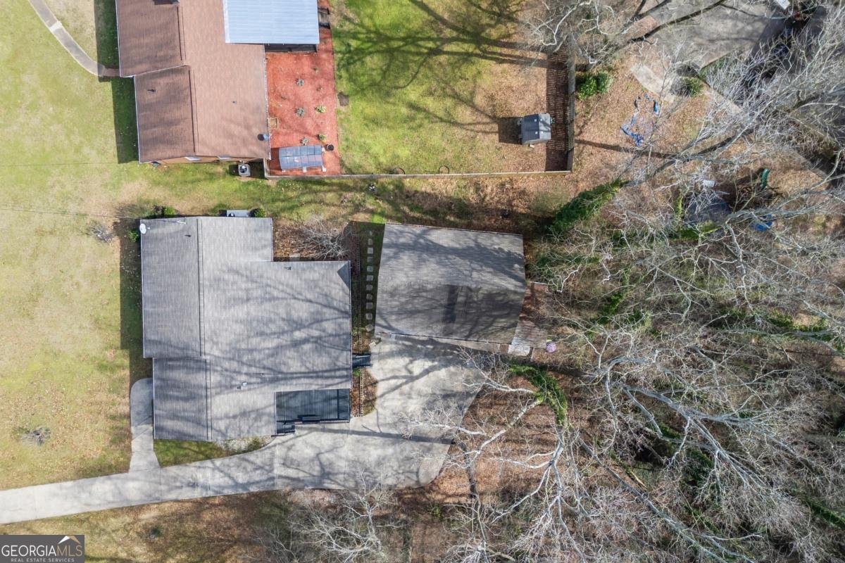 624 Pine Valley Drive Royston - 67