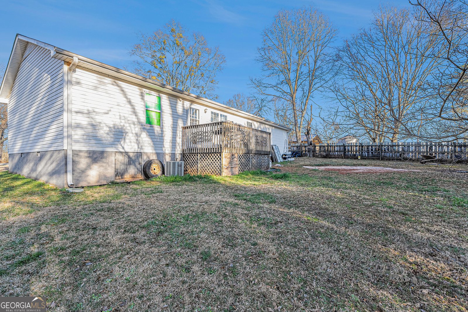 145 Goldust Avenue Clarkesville - 14