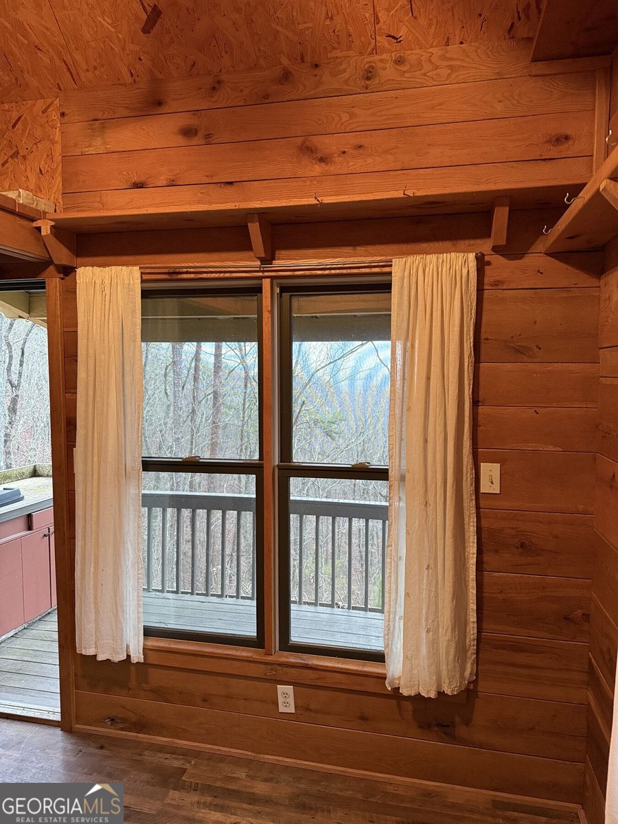 894 Deerfield Lane Sugar Valley - 66