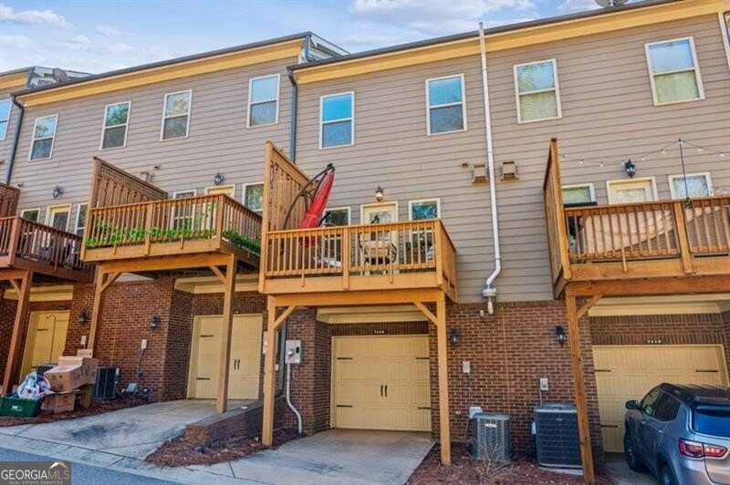 7420 Glisten Avenue Sandy Springs - 32
