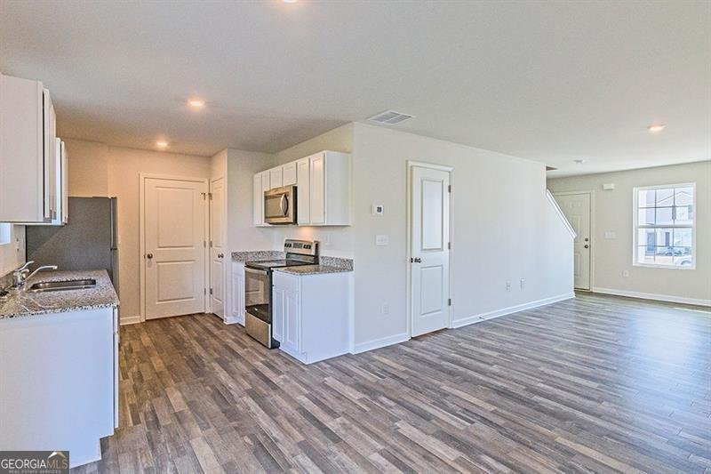 209 TOPAZ Lane Macon - 14