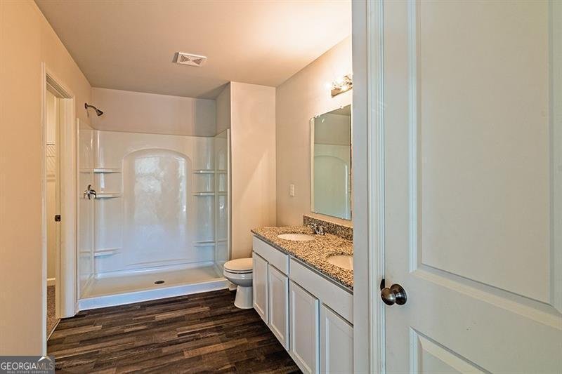 209 TOPAZ Lane Macon - 28